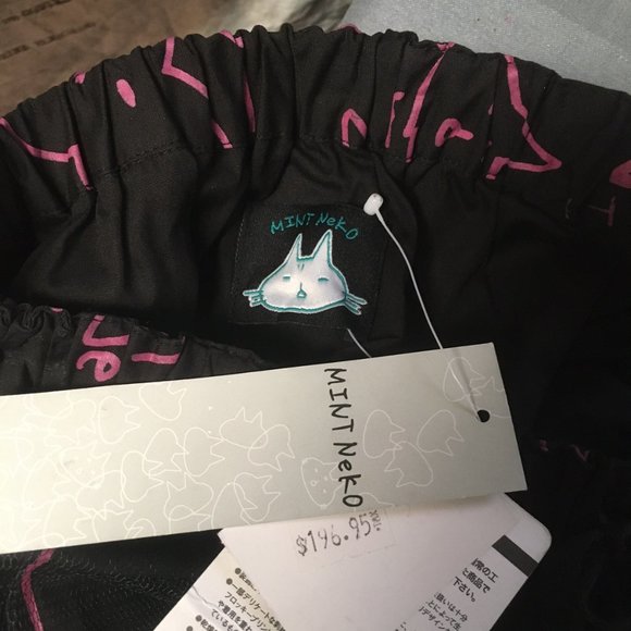 Japanese designer MINT Neko skirt - Picture 3 of 4